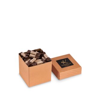 KM26/10 Orzechowe Praliny Nutitki Mini Sześcian